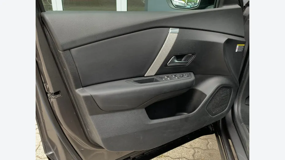 CITROEN C4 X C4 X 1.2 PureTech Shine S&S EAT8