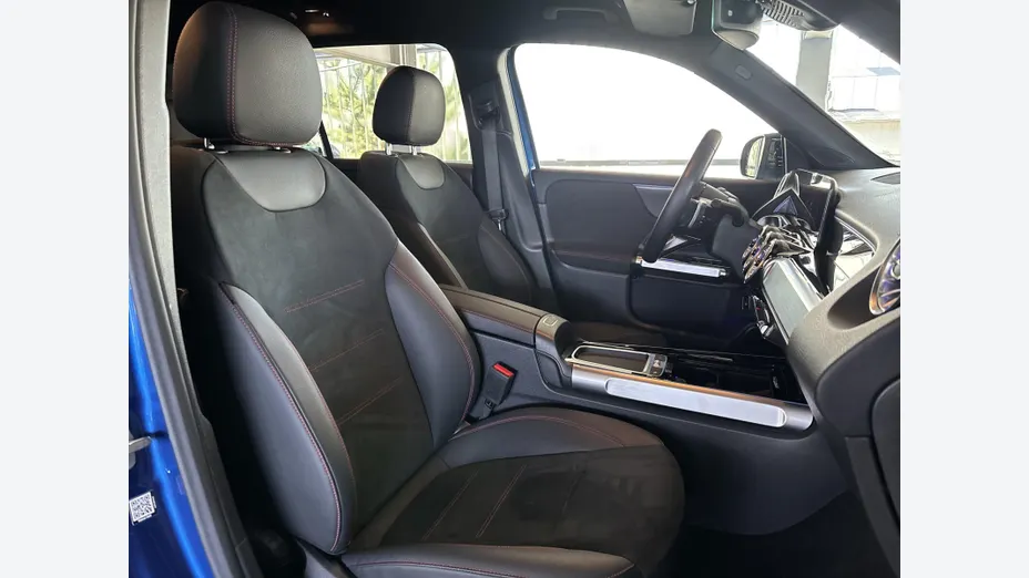 MERCEDES-BENZ GLB GLB 200 d 4-Matic AMG Line 8G-DCT