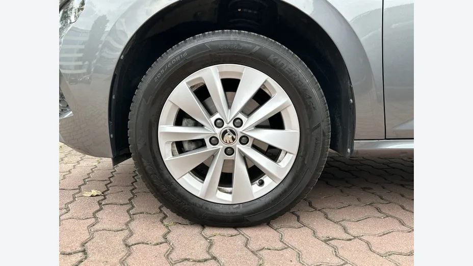 SKODA Kamiq Kamiq 1.0 TSI Ambition DSG