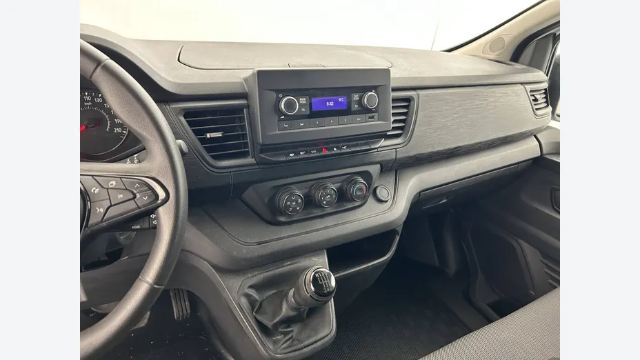 RENAULT Trafic -
