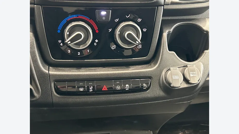 PEUGEOT Boxer -