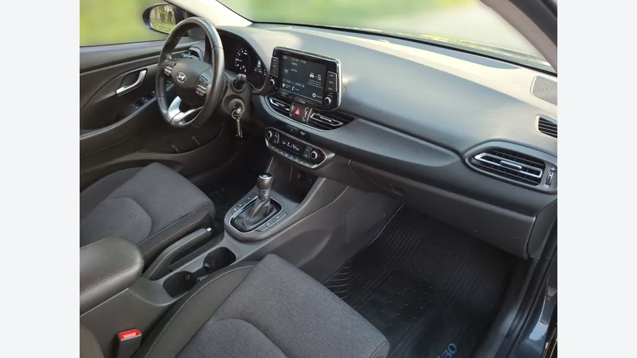 HYUNDAI i30 i30 1.0 T-GDI Smart DCT