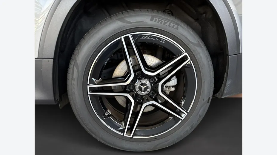MERCEDES-BENZ GLB GLB 220 d 4-Matic AMG Line 8G-DCT