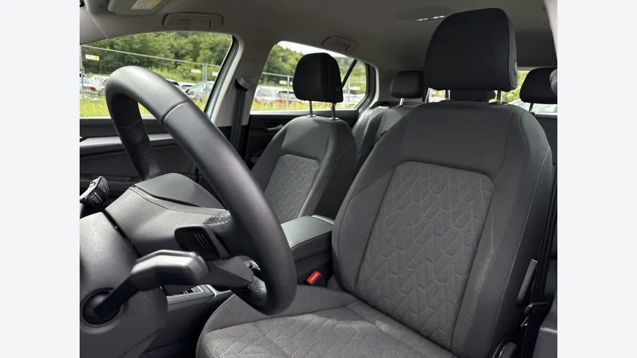 VOLKSWAGEN Golf Golf VIII 1.5 eTSI mHEV Life DSG