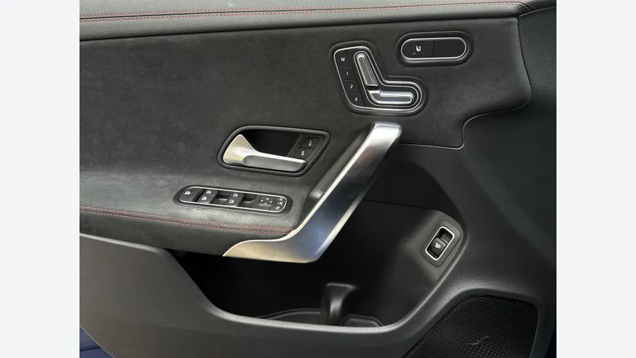 MERCEDES-BENZ CLA CLA 200 mHEV AMG Line 7G-DCT