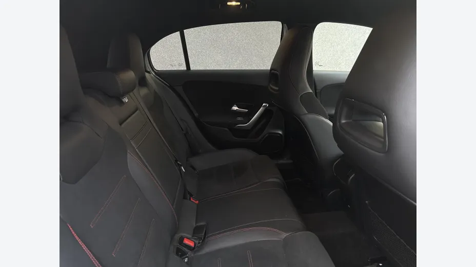 MERCEDES-BENZ A Klasa A 200 AMG Line 7G-DCT