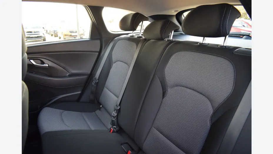 HYUNDAI i30 i30 1.0 T-GDI Modern