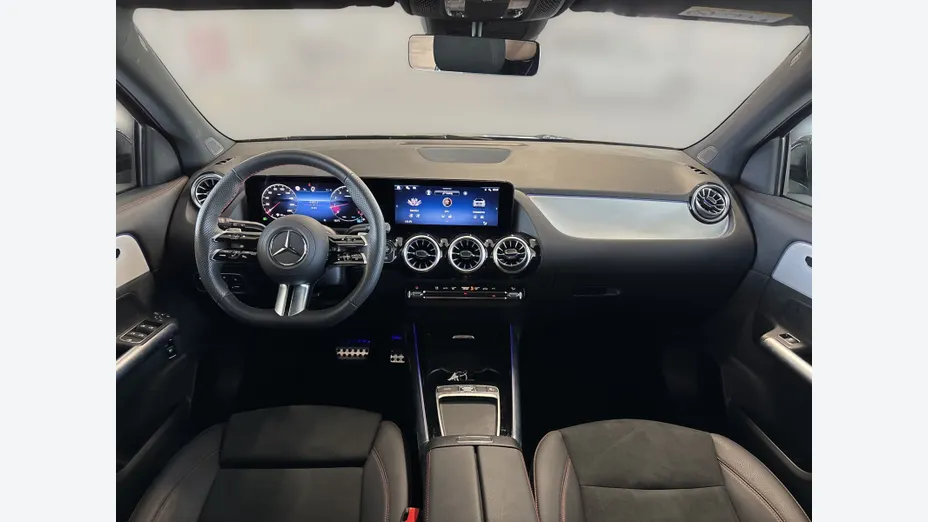 MERCEDES-BENZ GLA GLA 200 mHEV AMG Line 7G-DCT