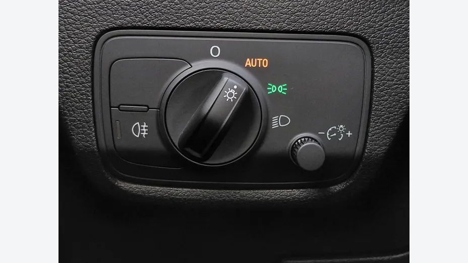AUDI Q2 Q2 35 TFSI Advanced S tronic