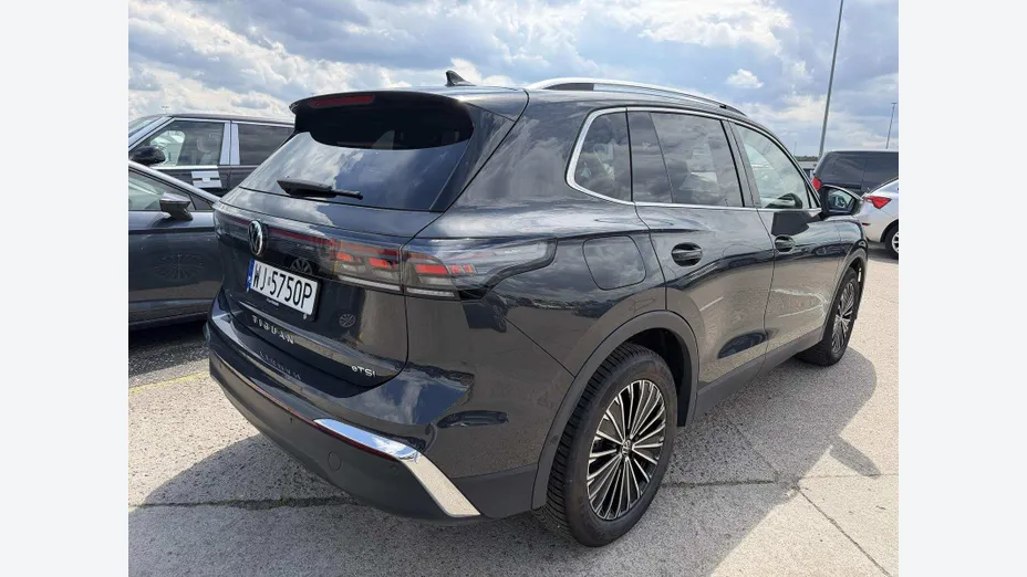VOLKSWAGEN Tayron -