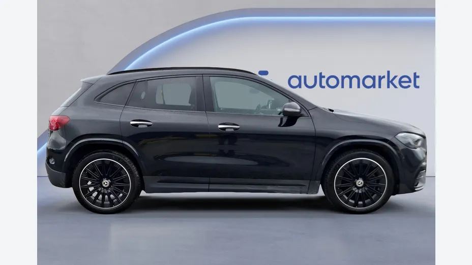 MERCEDES-BENZ GLA GLA 220 d 4-Matic AMG Line 8G-DCT