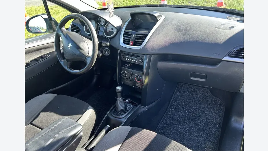 PEUGEOT 207 207 1.4 HDi Access