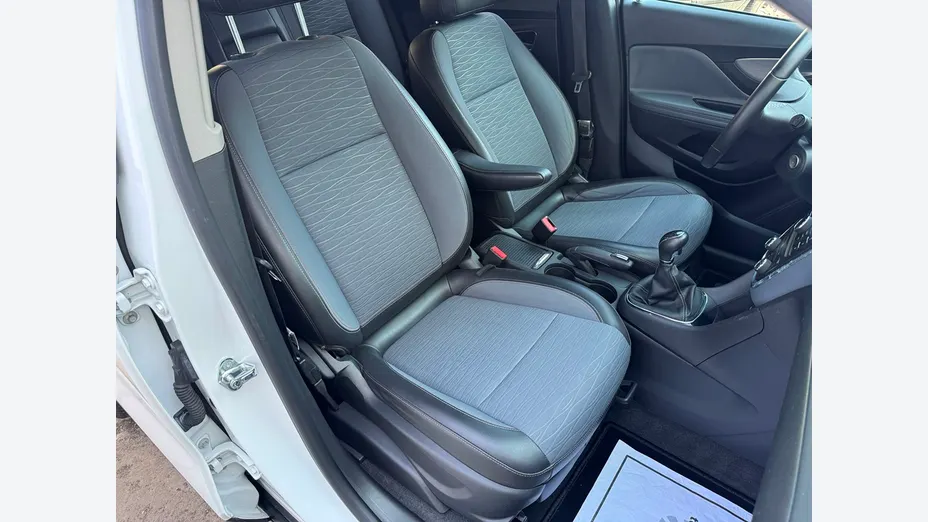 OPEL Mokka -