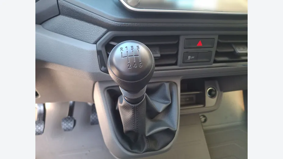 VOLKSWAGEN Crafter Crafter 35 TDI (skrzynia) Nowy