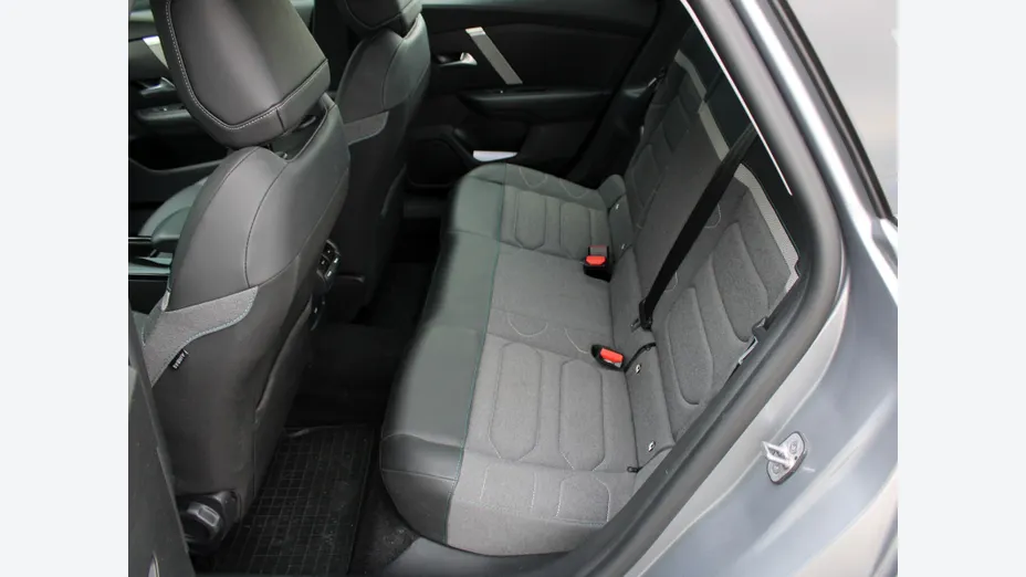 CITROEN C4 X C4 X 1.2 PureTech Shine Pack S&S EAT8