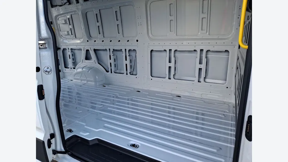 VOLKSWAGEN Crafter Crafter 35 BiTDI (14,4m3) aut Nowy