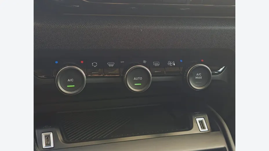 CITROEN C4 C4 1.2 PureTech Shine S&S
