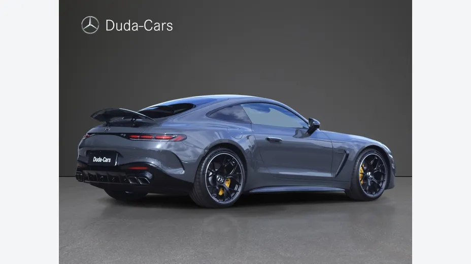MERCEDES-BENZ AMG GT -