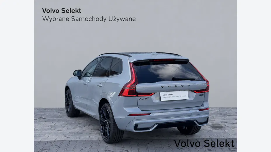 VOLVO XC60 XC60 B5 B AWD Ultra Dark aut