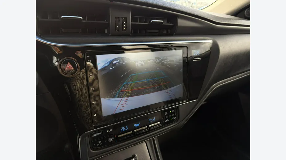 TOYOTA Auris -