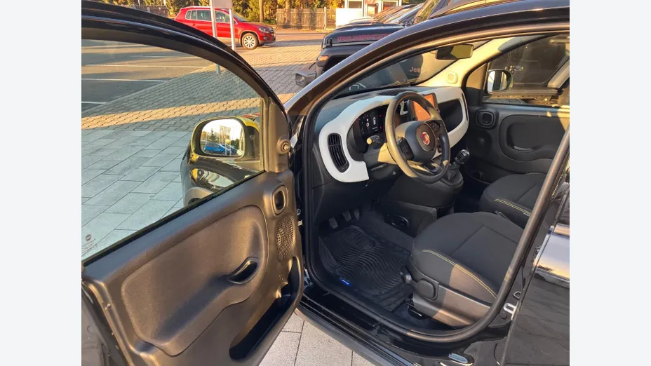 FIAT Panda Pandina 1.0 Hybrid Cross