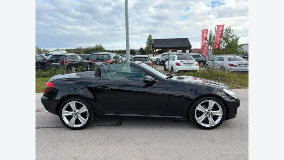 MERCEDES-BENZ SLK -