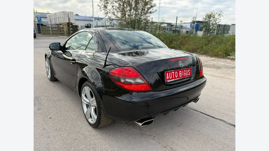 MERCEDES-BENZ SLK -