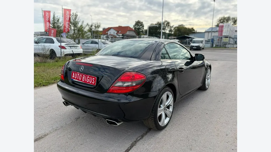 MERCEDES-BENZ SLK -