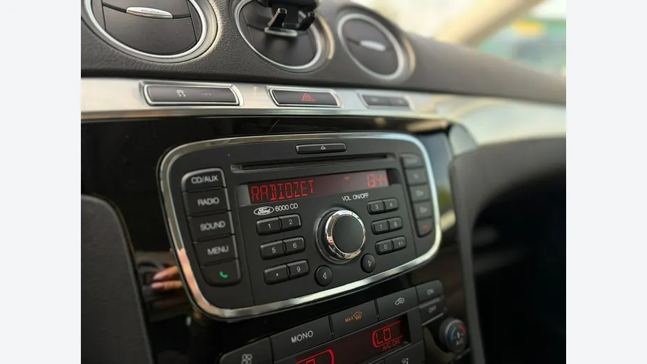 FORD S-MAX -