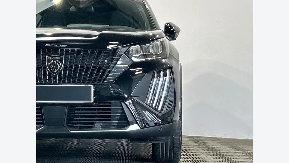 PEUGEOT 2008 -