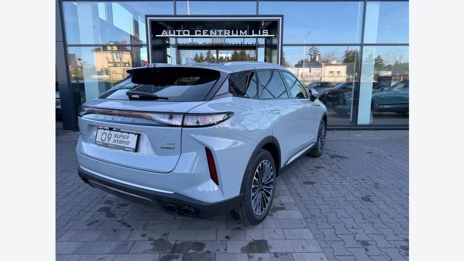 OMODA Omoda 9 Omoda 9 1.5 Super Hybrid Exclusive AWD