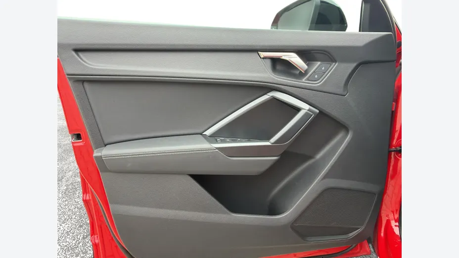 AUDI Q3 Sportback -