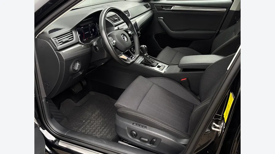 SKODA Superb Superb 2.0 TSI Style DSG