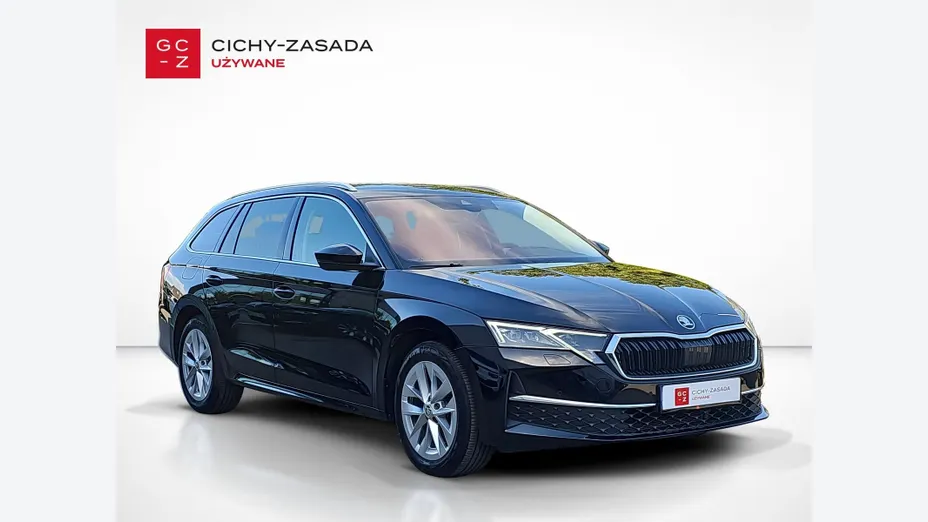 SKODA Octavia -