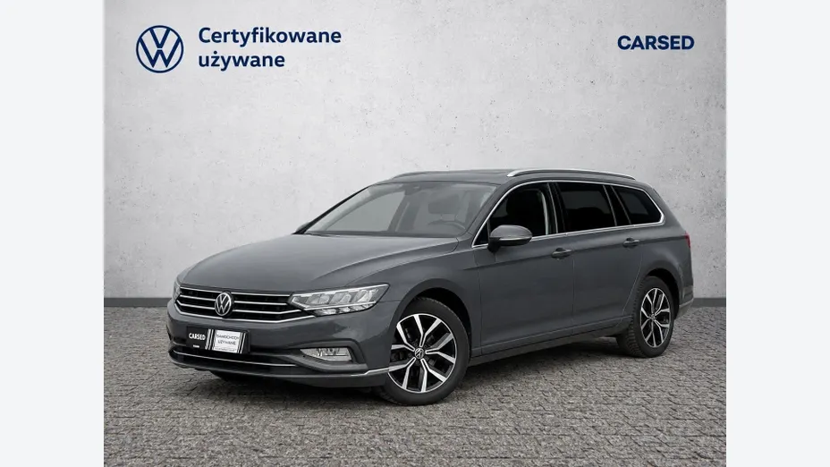VOLKSWAGEN Passat -