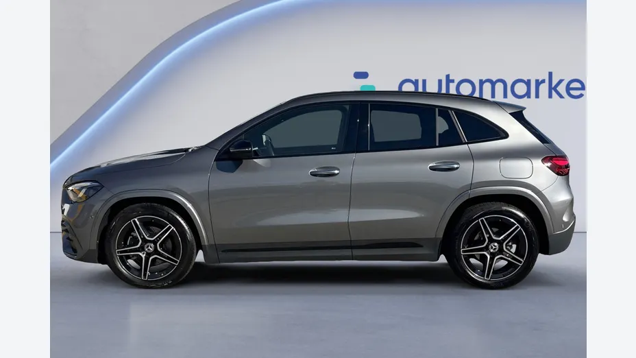MERCEDES-BENZ GLA GLA 200 mHEV AMG Line 7G-DCT