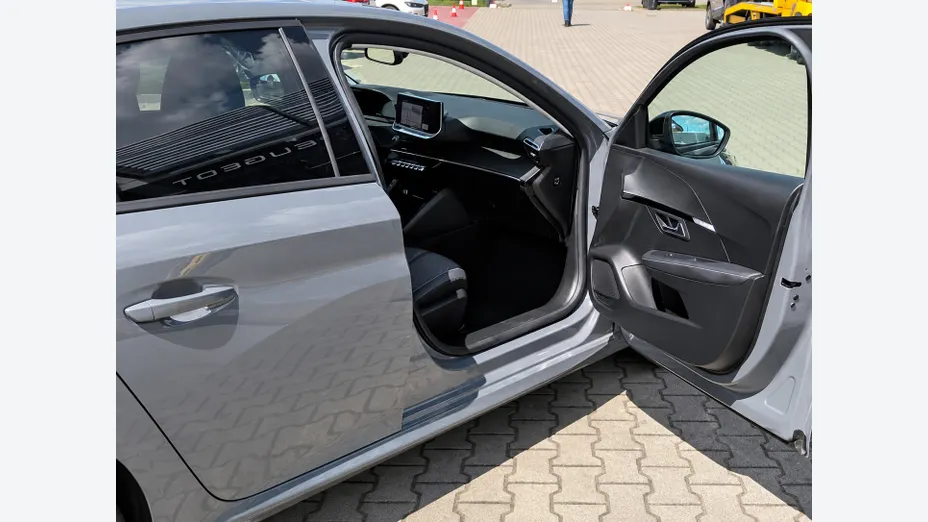 PEUGEOT 208 208 1.2 PureTech Allure S&S