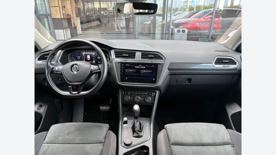 VOLKSWAGEN Tiguan Allspace -