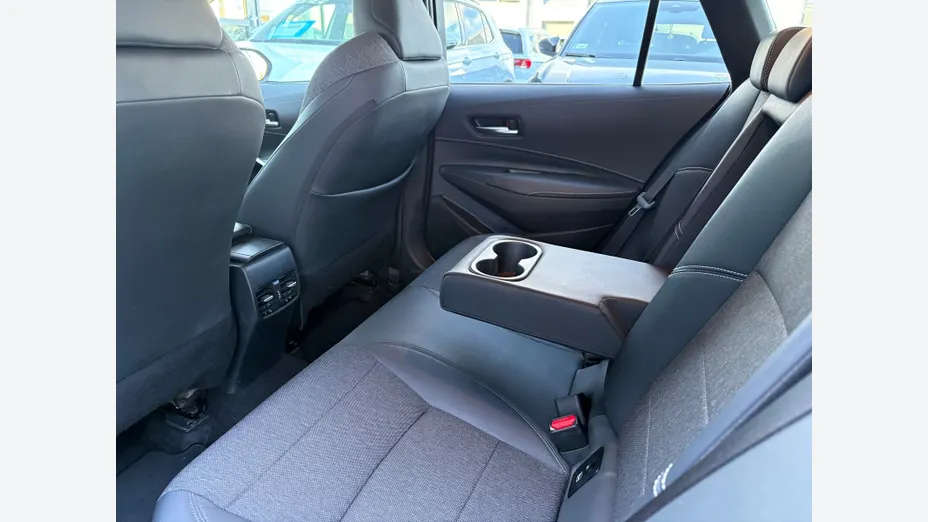 TOYOTA Corolla Corolla 2.0 Hybrid Comfort