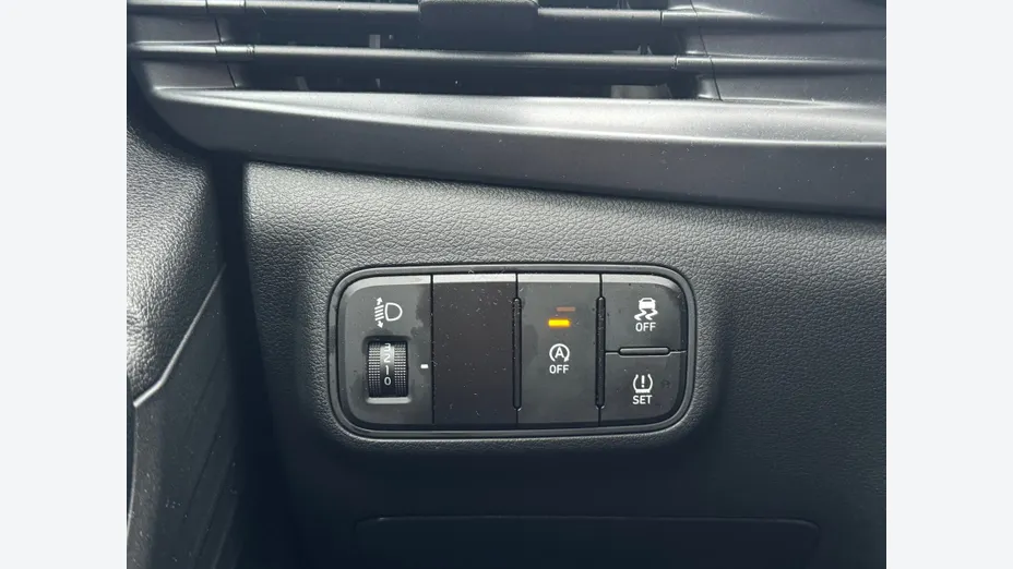 HYUNDAI i20 i20 1.2 Pure
