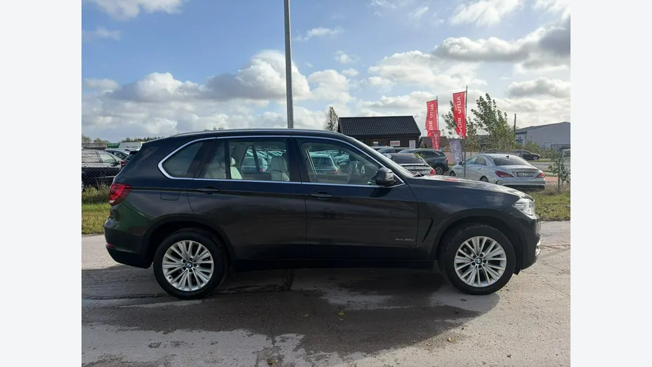 BMW X5 -