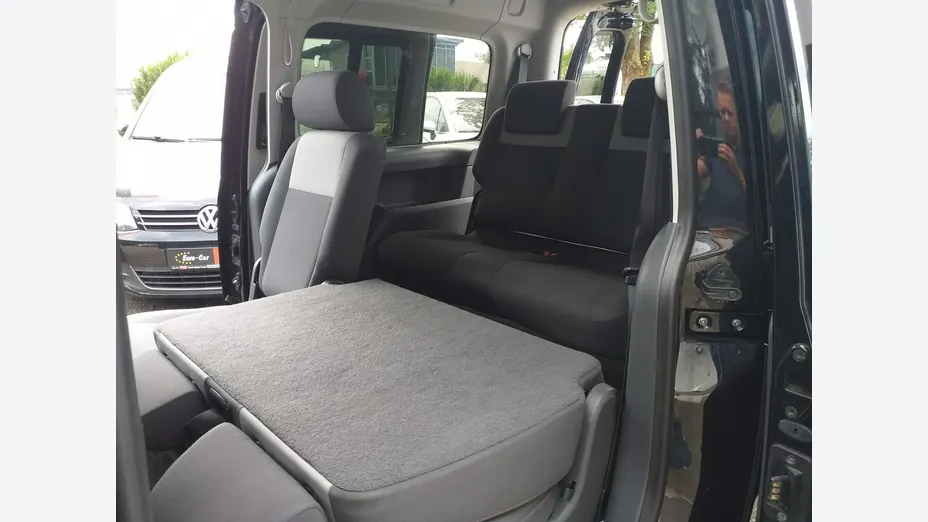 VOLKSWAGEN Caddy -