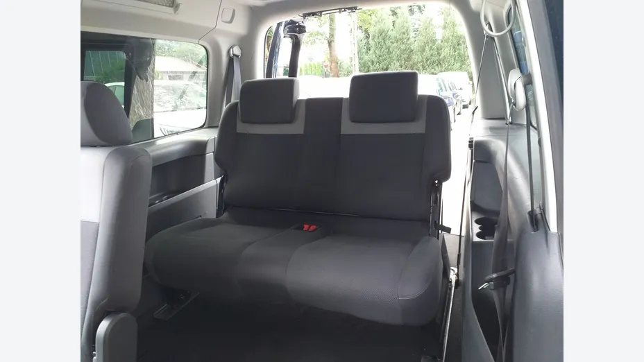 VOLKSWAGEN Caddy -