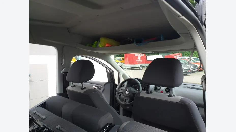 VOLKSWAGEN Caddy -