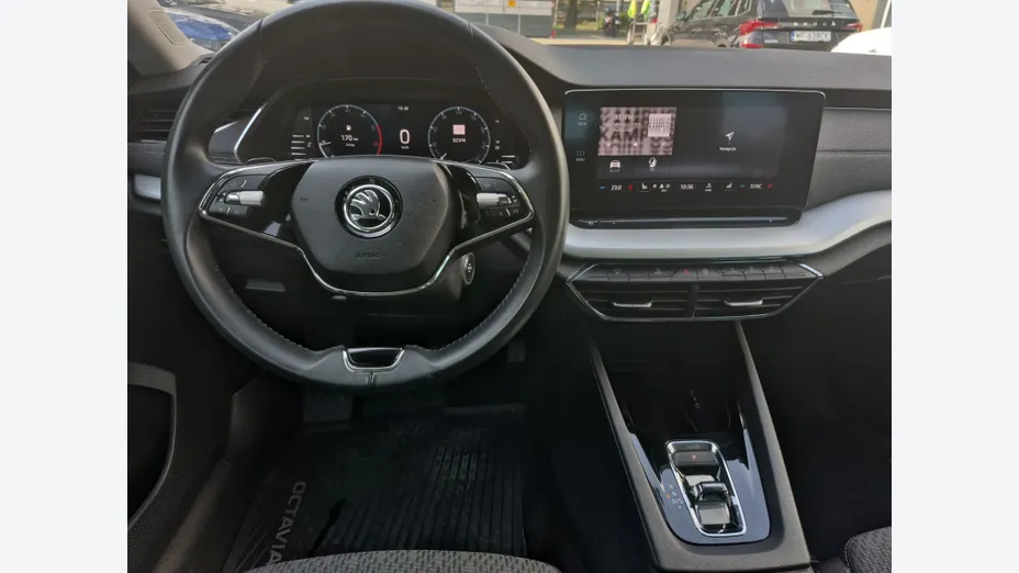 SKODA Octavia -