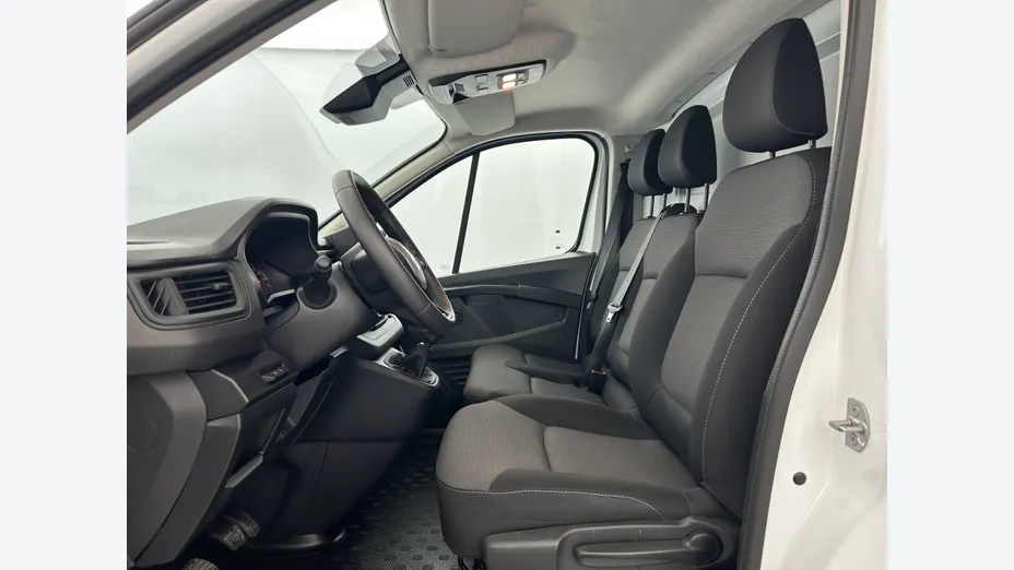 RENAULT Trafic -