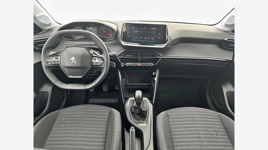 PEUGEOT 208 -