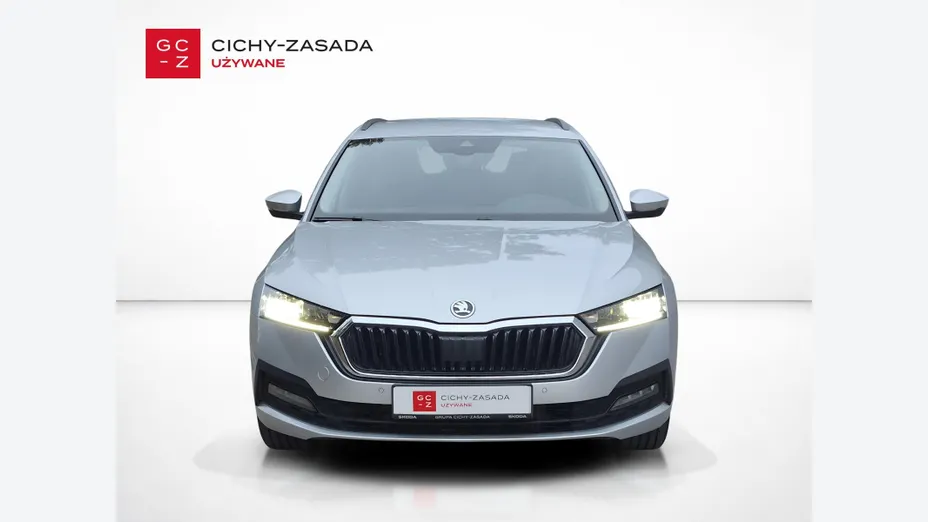 SKODA Octavia -