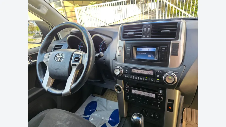 TOYOTA Land Cruiser LC 3.0 D-4D Sol (lea) 7os aut