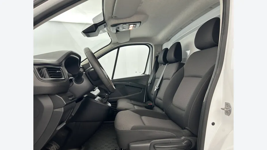 RENAULT Trafic -